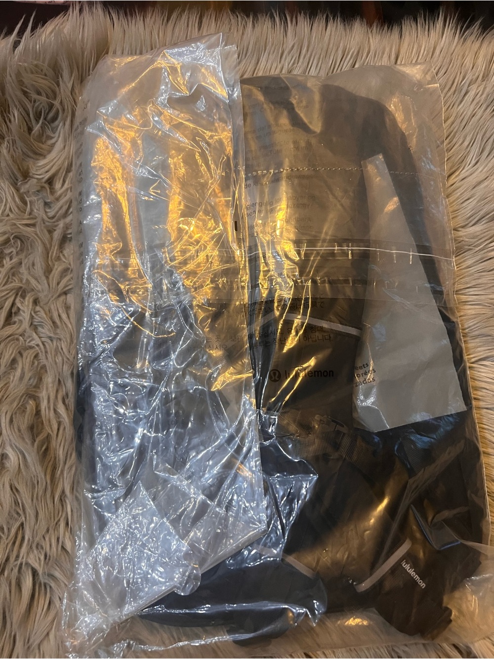 NWT Lululemon double zip backpack - Picture 4 of 4